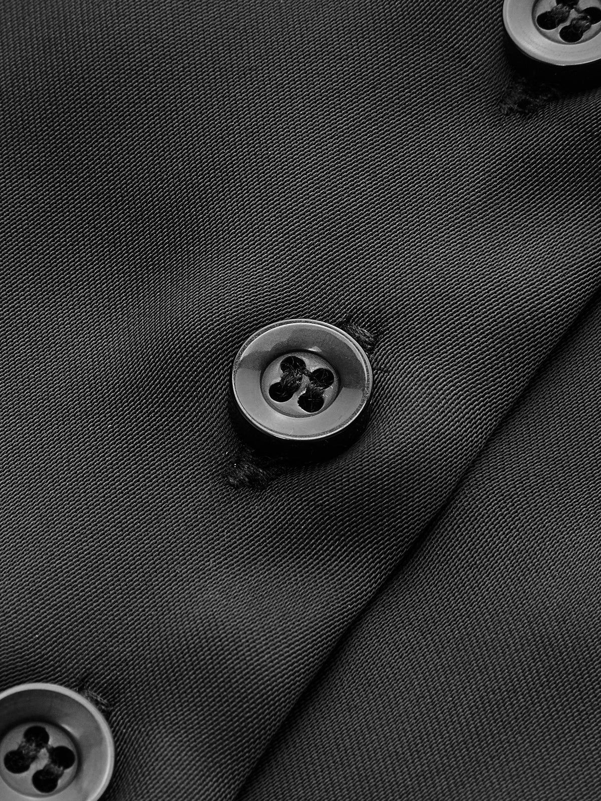 Amaraine™ I Haut élégant à bretelles avec détails boutonnés