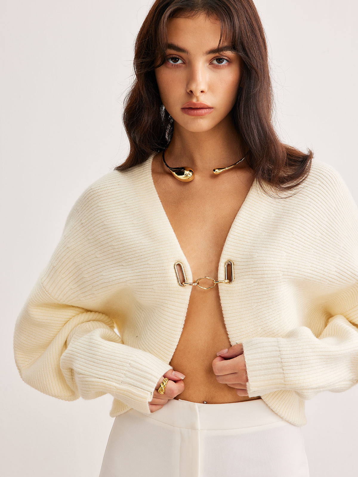 Amaraine™ I Cardigan élégant à manches bouffantes